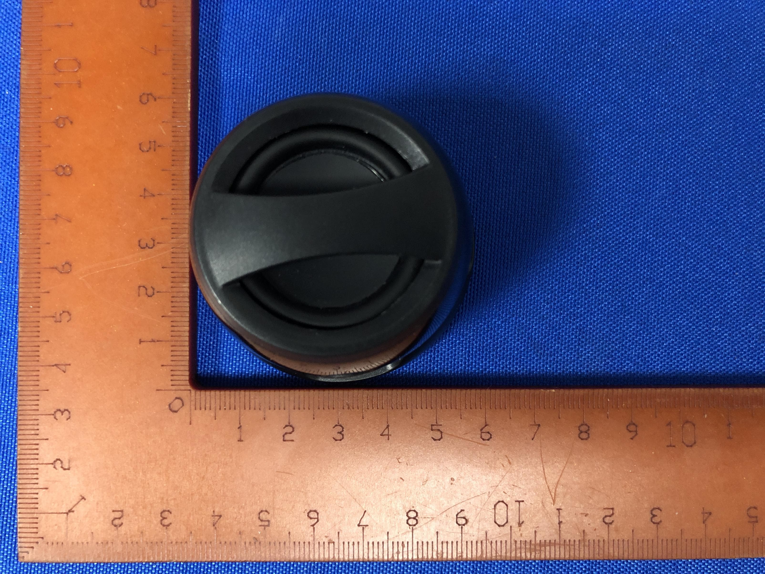 Magnetic Bluetooth speaker - FCC ID 2BNYW-GX00 - Dongguan Outdoor Jia Microelectronics Co., Ltd (2)
