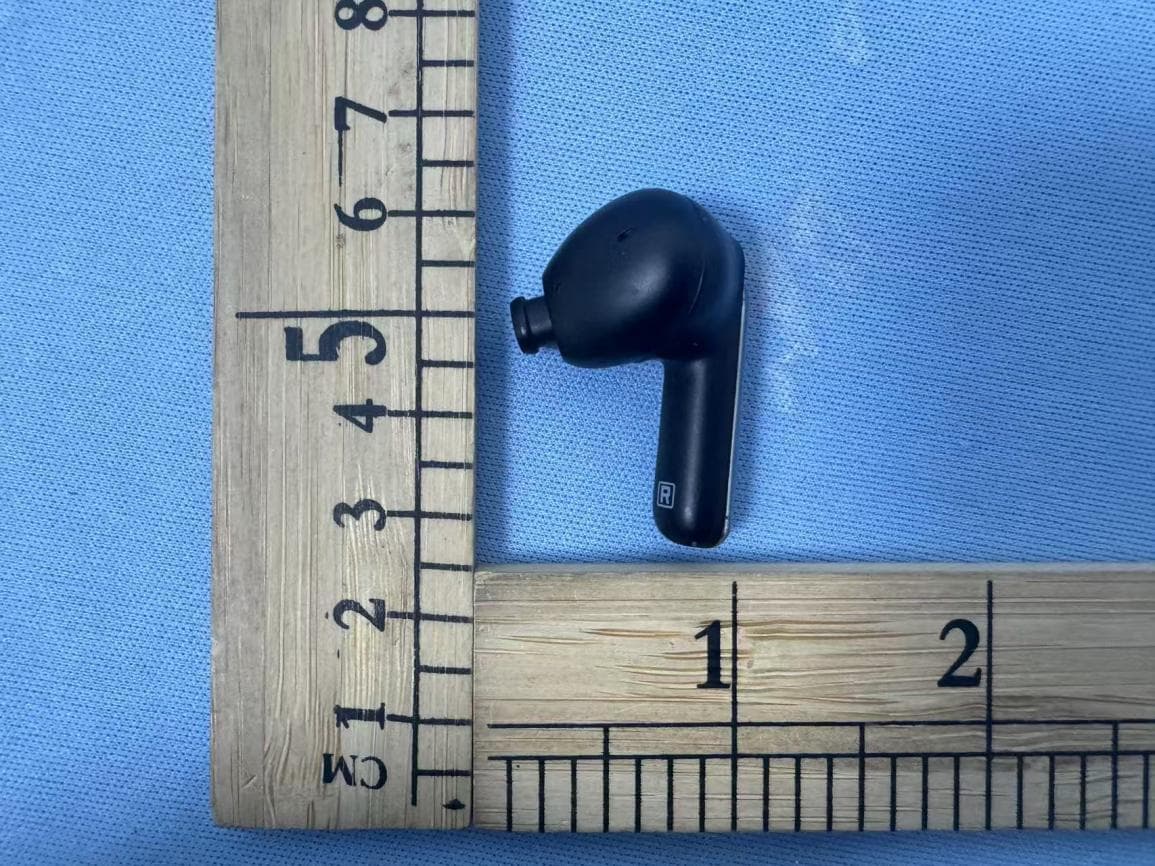 Bluetooth earphones - FCC ID 2BO3J-D33 - Hangzhou Yinshang Intelligent Technology Co.,Ltd. (2)