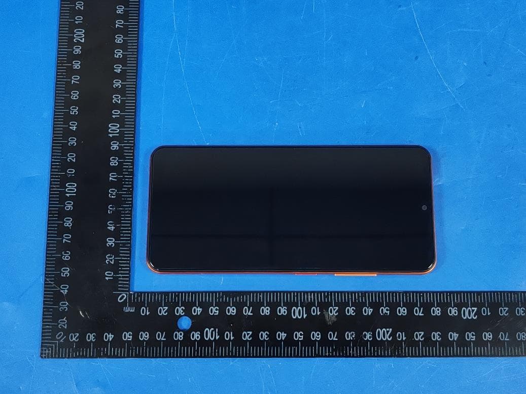 Smartphone - FCC ID 2BO9717PRO - NOVISOLUTIONS CIA LTDA (5)