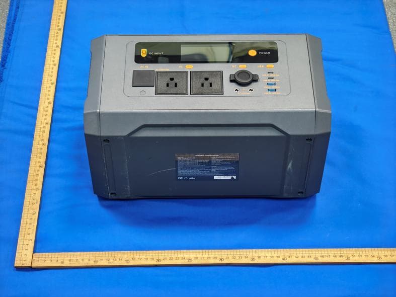PORTABLE POWER STATION - FCC ID 2BOBA-EX12B - Shanghai Voltdeer Technology Co.,Ltd. (4)