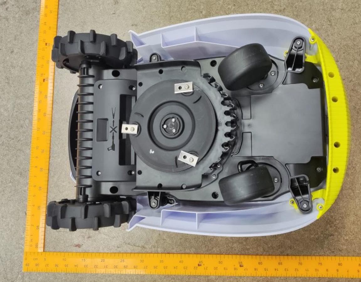 Robotic Lawn Mower - FCC ID 2BODR-GOWOM1500 - Hui Zhou GorTech Industries Co. Ltd