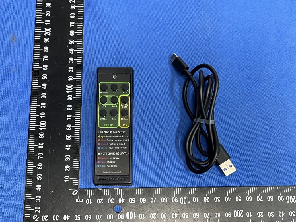 Pocket Tester Transmitter Board - FCC ID 2BOGL-PT100MST - Merlos LLC (5)