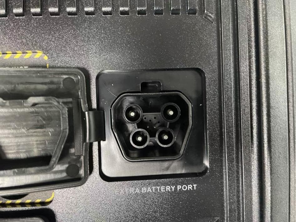 Portable Power Supply - FCC ID 2BOLI-HP6000 - Shenzhen Wei Peng Shiji Technology Co., Ltd (2)