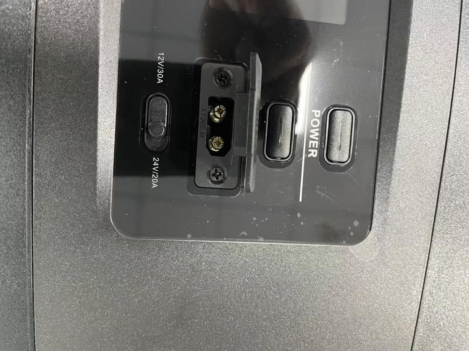 Portable Power Supply - FCC ID 2BOLI-HP6000 - Shenzhen Wei Peng Shiji Technology Co., Ltd (3)