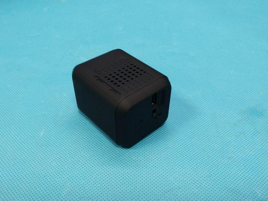 Smart Camera - FCC ID 2BON2-R3L - Shenzhen Hechuangweishi Technology Co., LTD. (3)