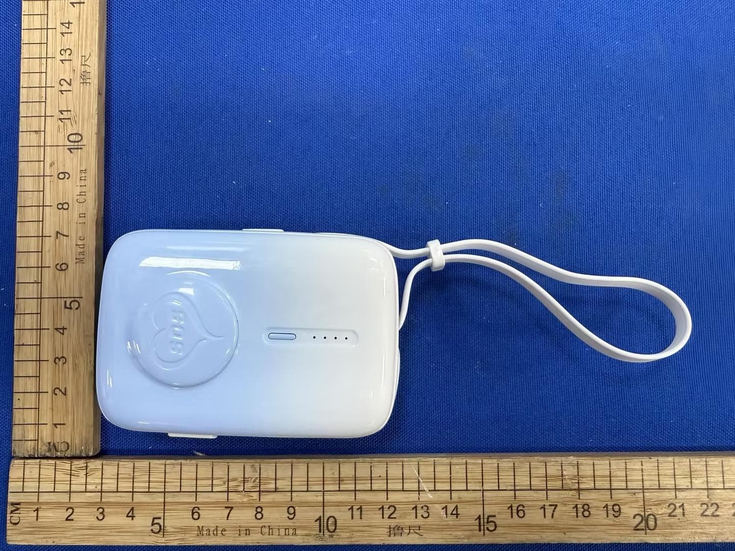 VIEFONG SOS Power Bank - FCC ID 2BONB-VF12Z - Beijing Newmine Phoenix Technology Co., Ltd