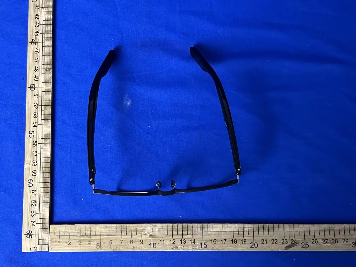 Smart Glasses - FCC ID 2BOTZ-T-09 - Danyang Tianxi Intelligent Technology Co., Ltd. (2)