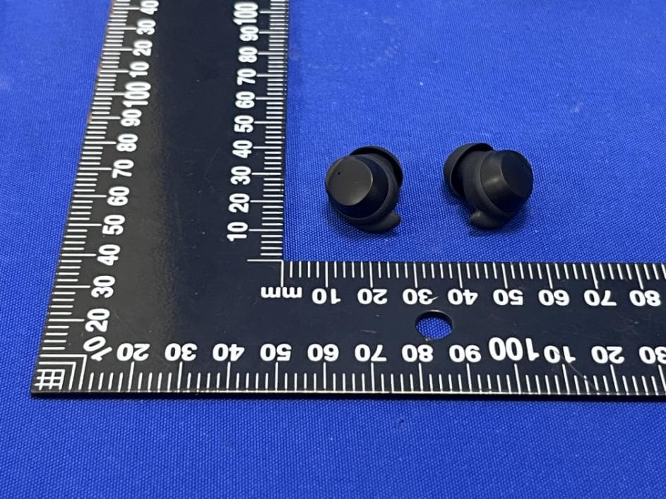 Retractable Car Charger - FCC ID 2BOY2-A1 - Shenzhen Yishunxing Technology Co., Ltd (3)