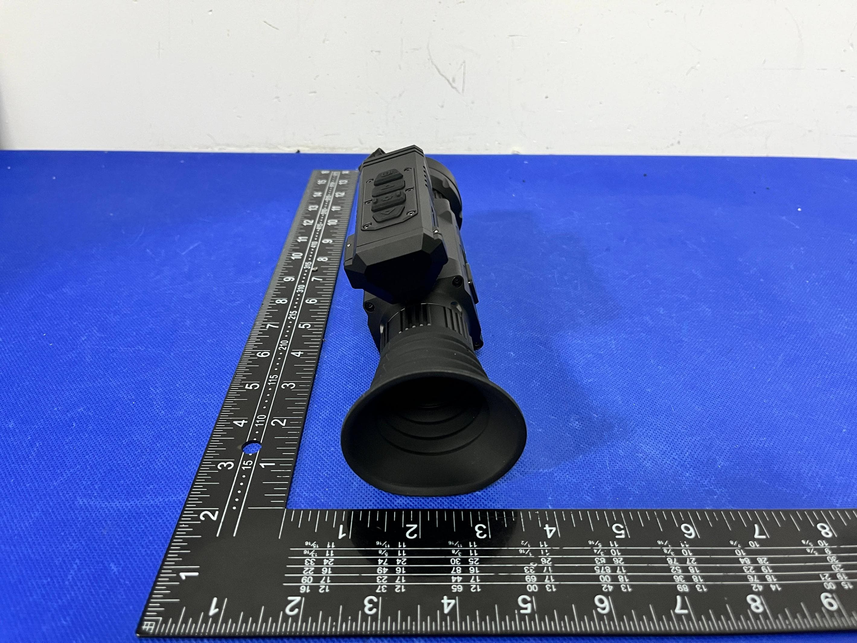 Thermal Imaging Telescope - FCC ID 2BOZ9-M1V20 - HONG KONG FALCON OPTICS CO., LIMITED (4)