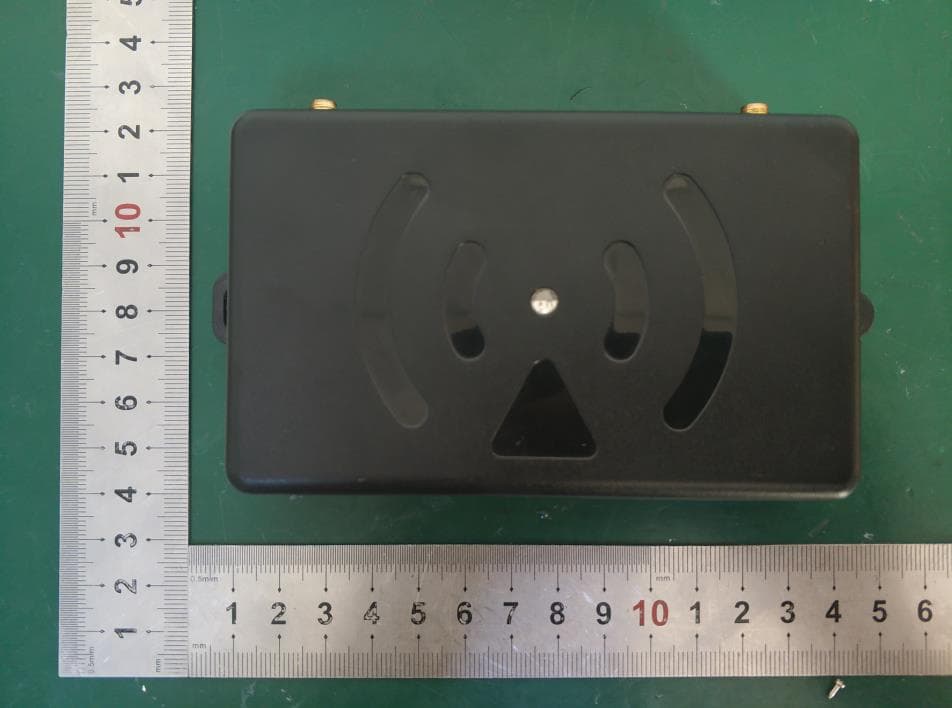 Base Station - FCC ID 2BOZY-R102 - Lotwork Inc. (3)