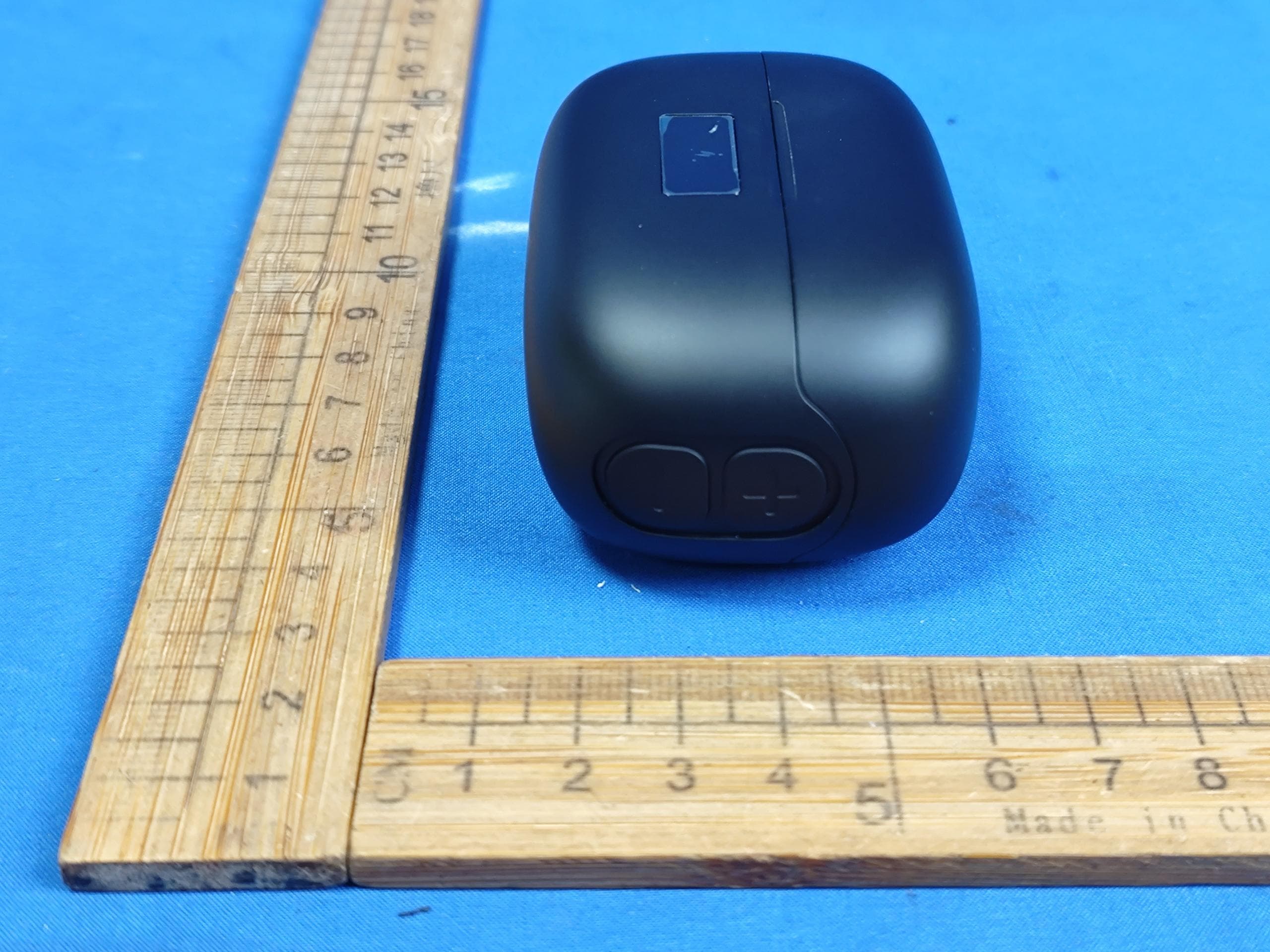 Charging Case - FCC ID 2BP4H-FSB02-CC - Shenzhen Flysounds Medical Technology Co.,Ltd. (2)