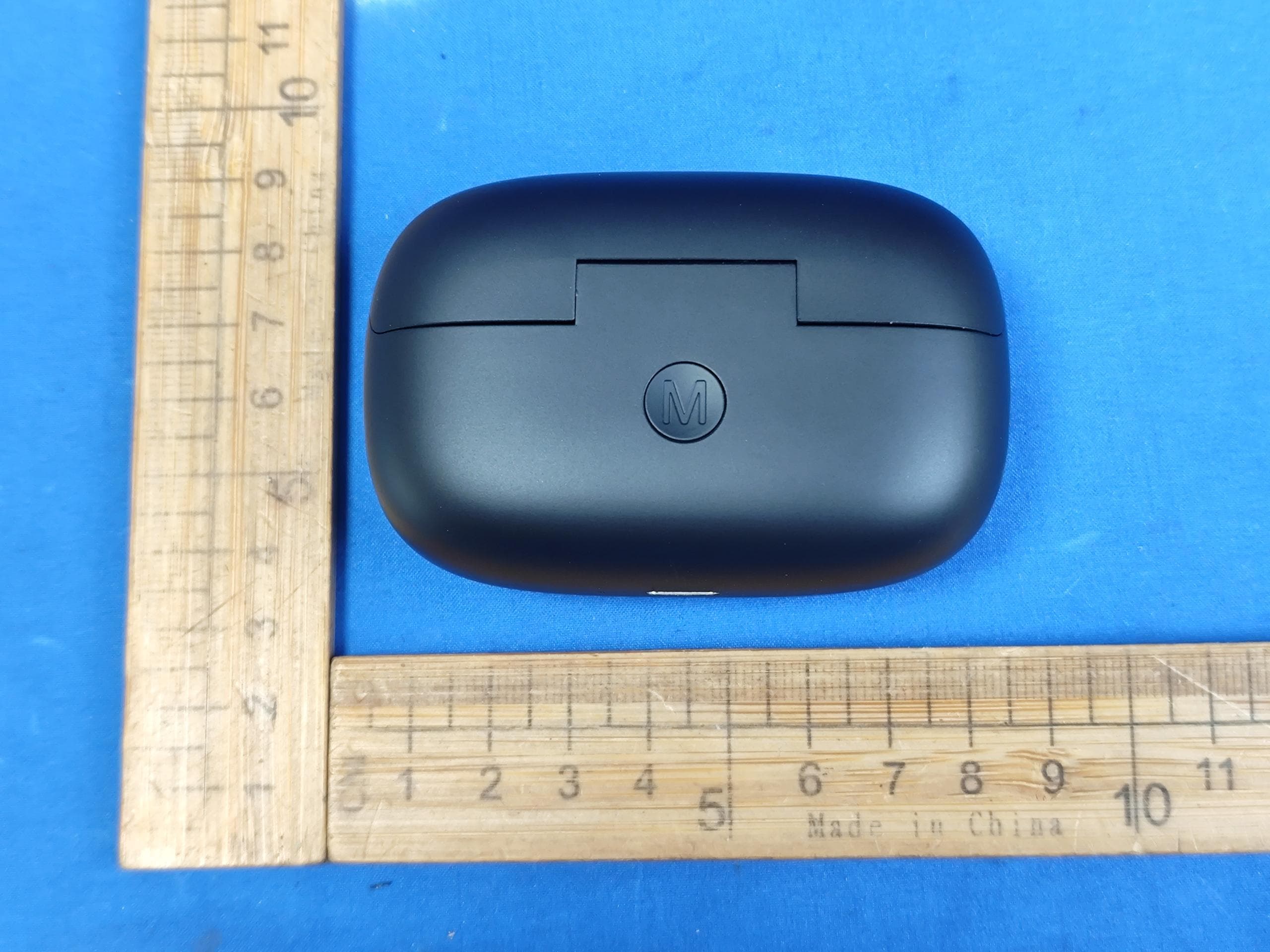 Charging Case - FCC ID 2BP4H-FSB02-CC - Shenzhen Flysounds Medical Technology Co.,Ltd. (4)