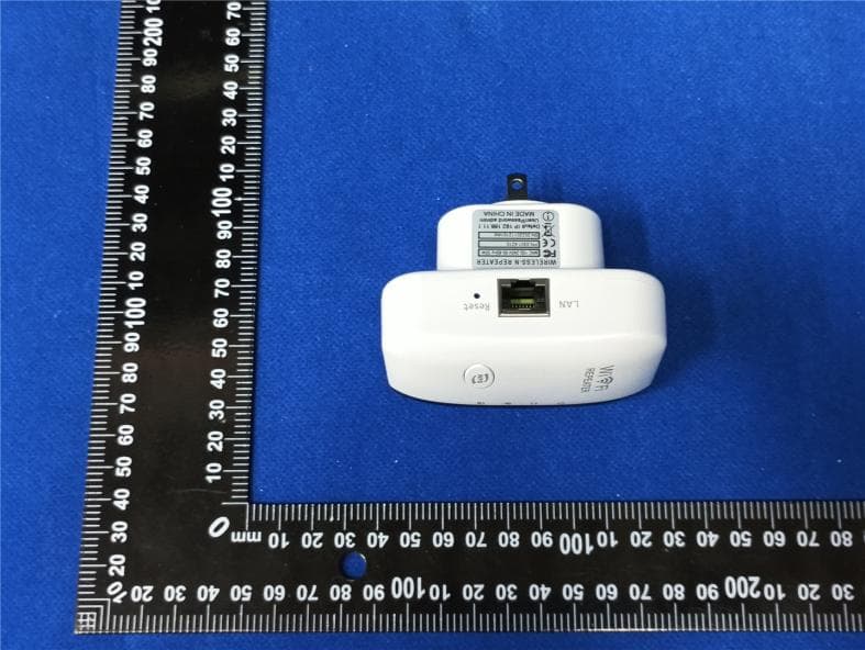WIFI 11n 300M Repeater ( Internal antenna wall mounted) - FCC ID 2BPAY-EX002 - Shenzhen Lianying Zhida Technology Co., Ltd.