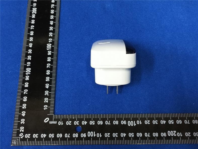 WIFI 11n 300M Repeater ( Internal antenna wall mounted) - FCC ID 2BPAY-EX002 - Shenzhen Lianying Zhida Technology Co., Ltd. (2)