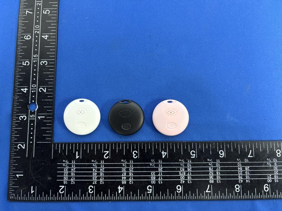 Air Tracker Tags - FCC ID 2BPMD-D01B - Shenzhen Dequn Quick Circuit Co., Ltd (2)