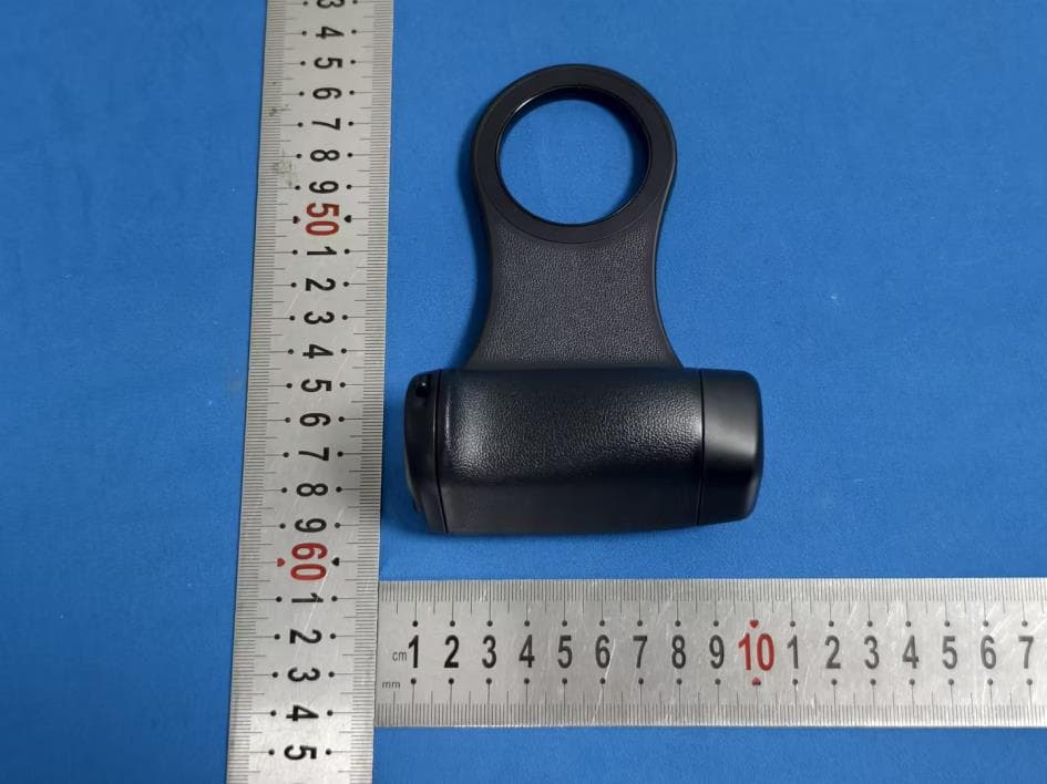 D15 Magnetic Phone Shooting Assistant - FCC ID 2BPMD-D15 - Shenzhen Dequn Quick Circuit Co., Ltd (3)