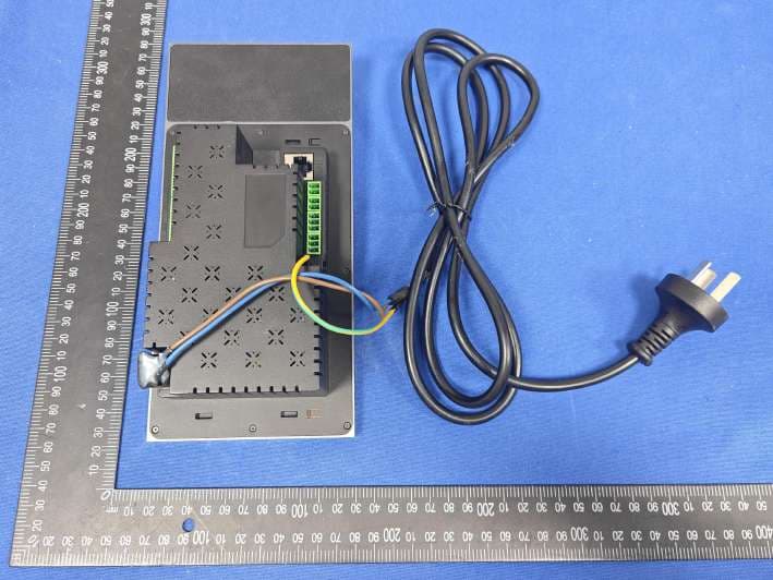 Smart central control music host - FCC ID 2BPPP-Q7 - Shenzhen Naner Intelligent Technology Co., Ltd