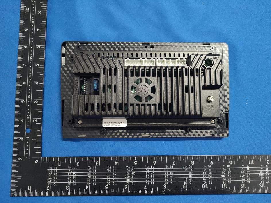 Car multimedia player - FCC ID 2BPQ9-H6002 - Shenzhenshi huafei qiche dianzi youxiangongsi
