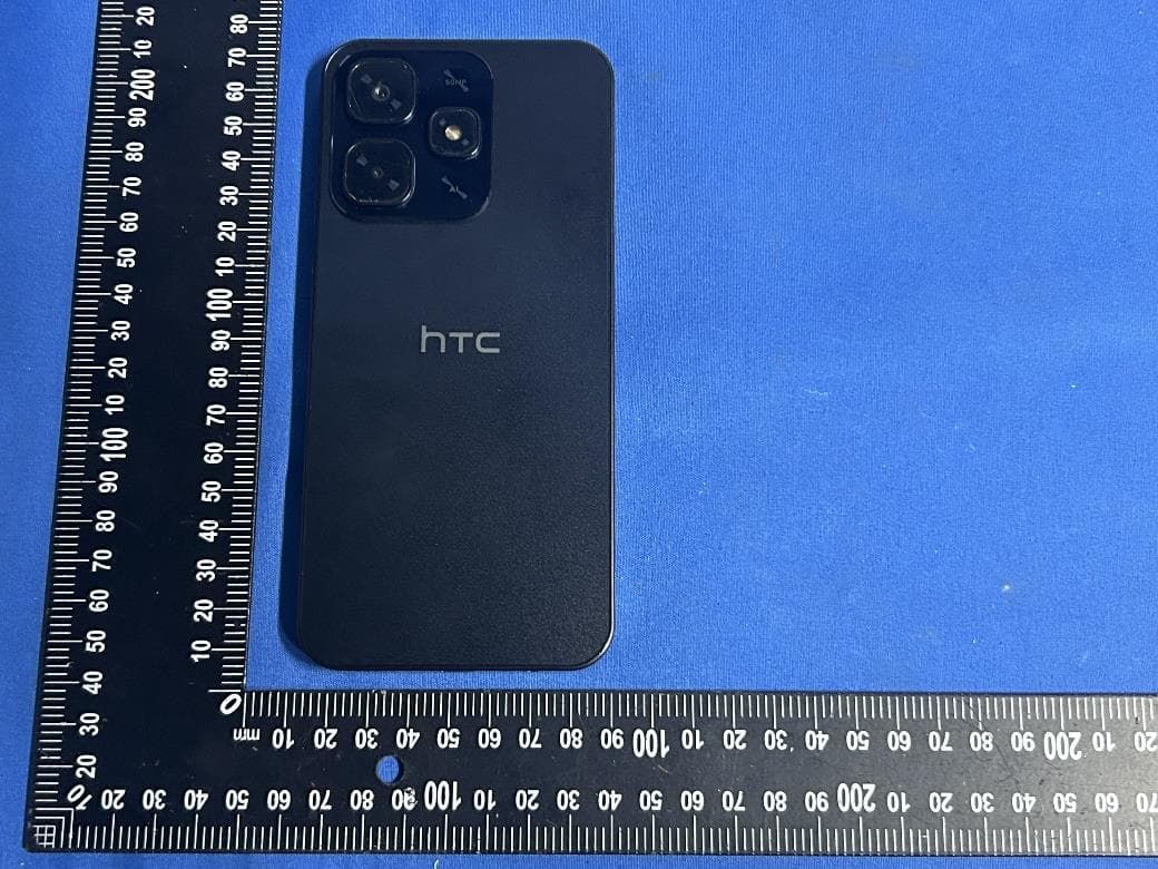 HTC Smartphone - FCC ID 2BPQF-WILDFIREW7 - Shenzhen Brands World Technology Co., Ltd.