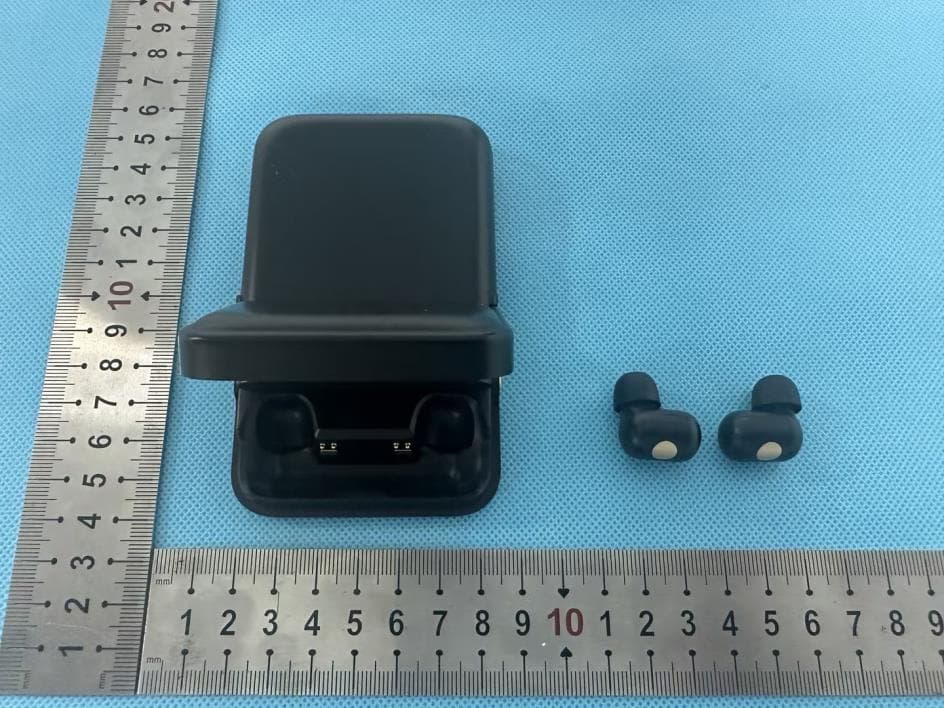 Wireless Magnetic Power Bank with Earbuds - FCC ID 2BQ6C-TW23 - ShenZhen Transtyle Electronics Co., Ltd