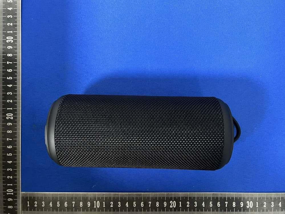 WIRELESS SPEAKER - FCC ID 2BQ6U-M17 - Dongguan Zichen Electronics Co., Ltd (2)