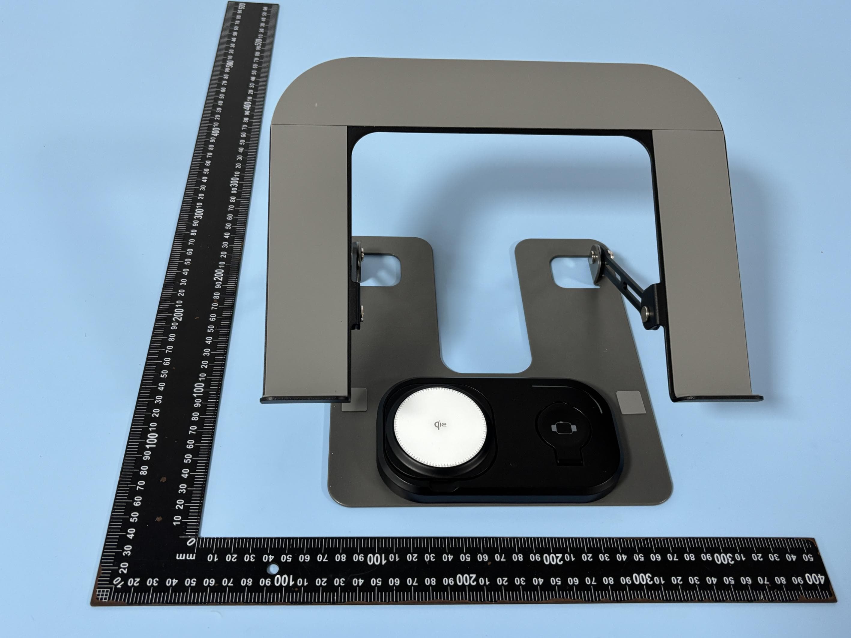 Wireless charging foldable notebook stand - FCC ID 2BQFT-Z2 - Shenzhen Zhonggu Technology Co., LTD (4)