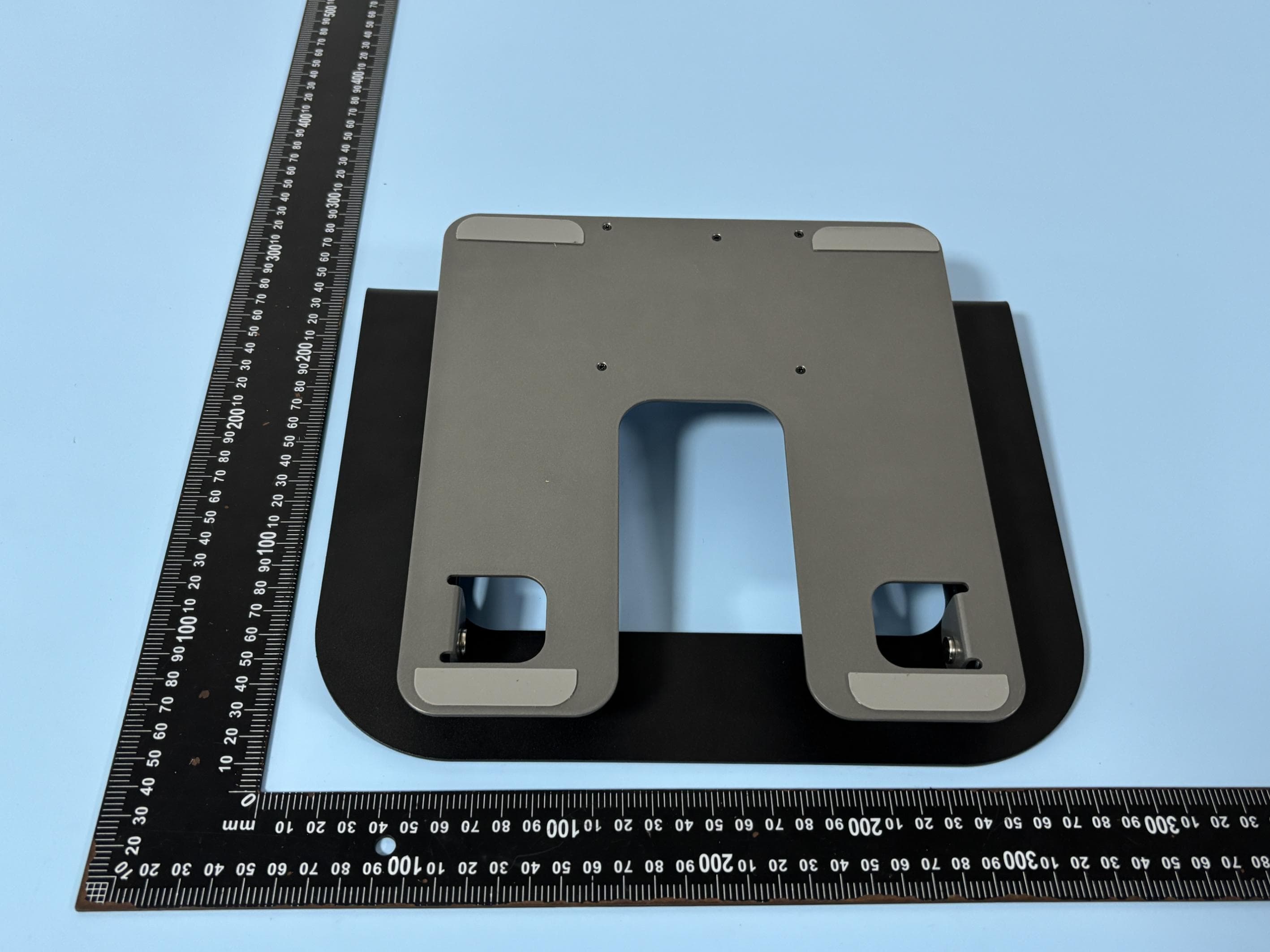 Wireless charging foldable notebook stand - FCC ID 2BQFT-Z2 - Shenzhen Zhonggu Technology Co., LTD (2)