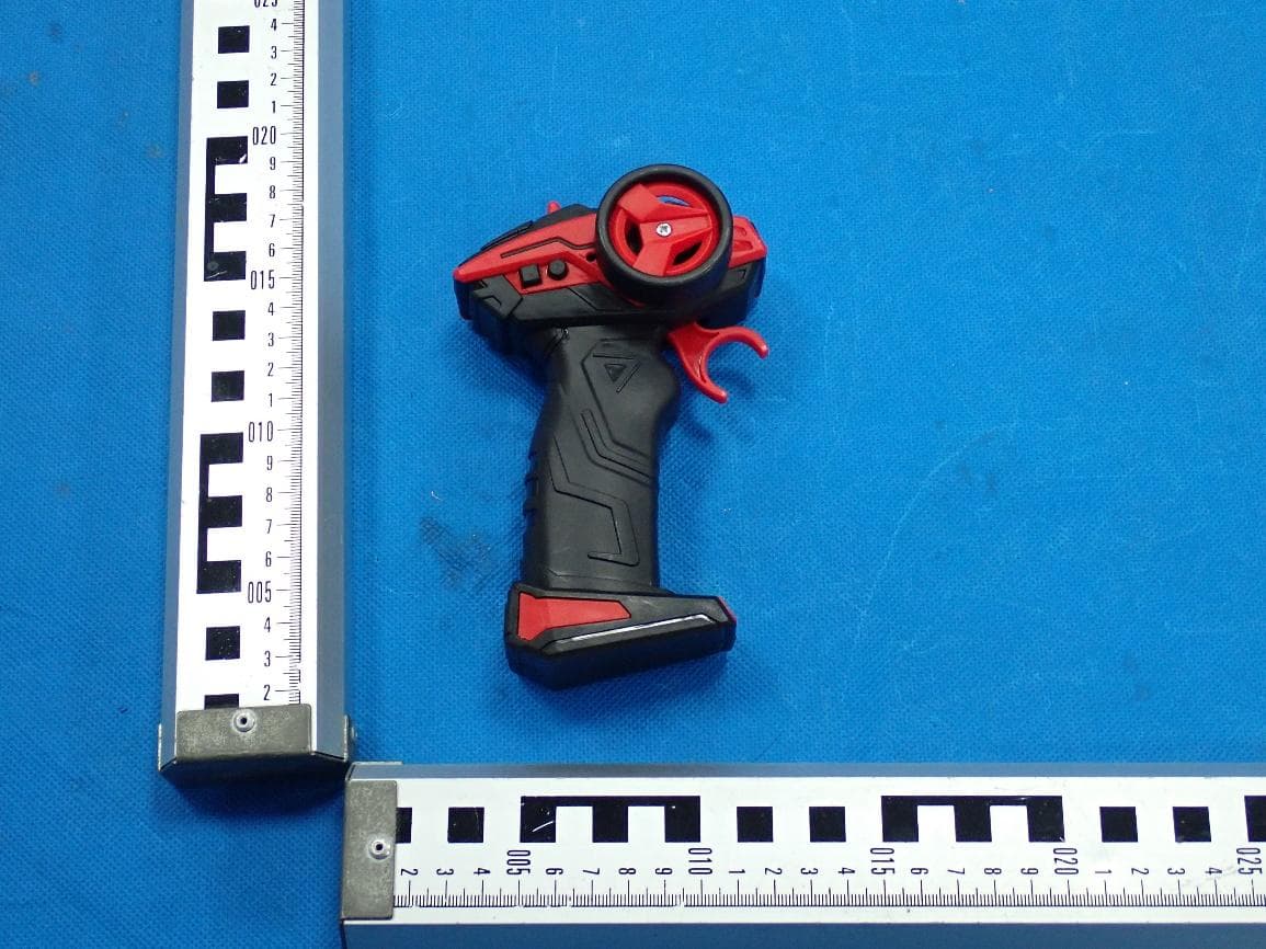R/C CAR - FCC ID 2BQGH-BRC1611 - Skyking Innovations Co.,Ltd (2)