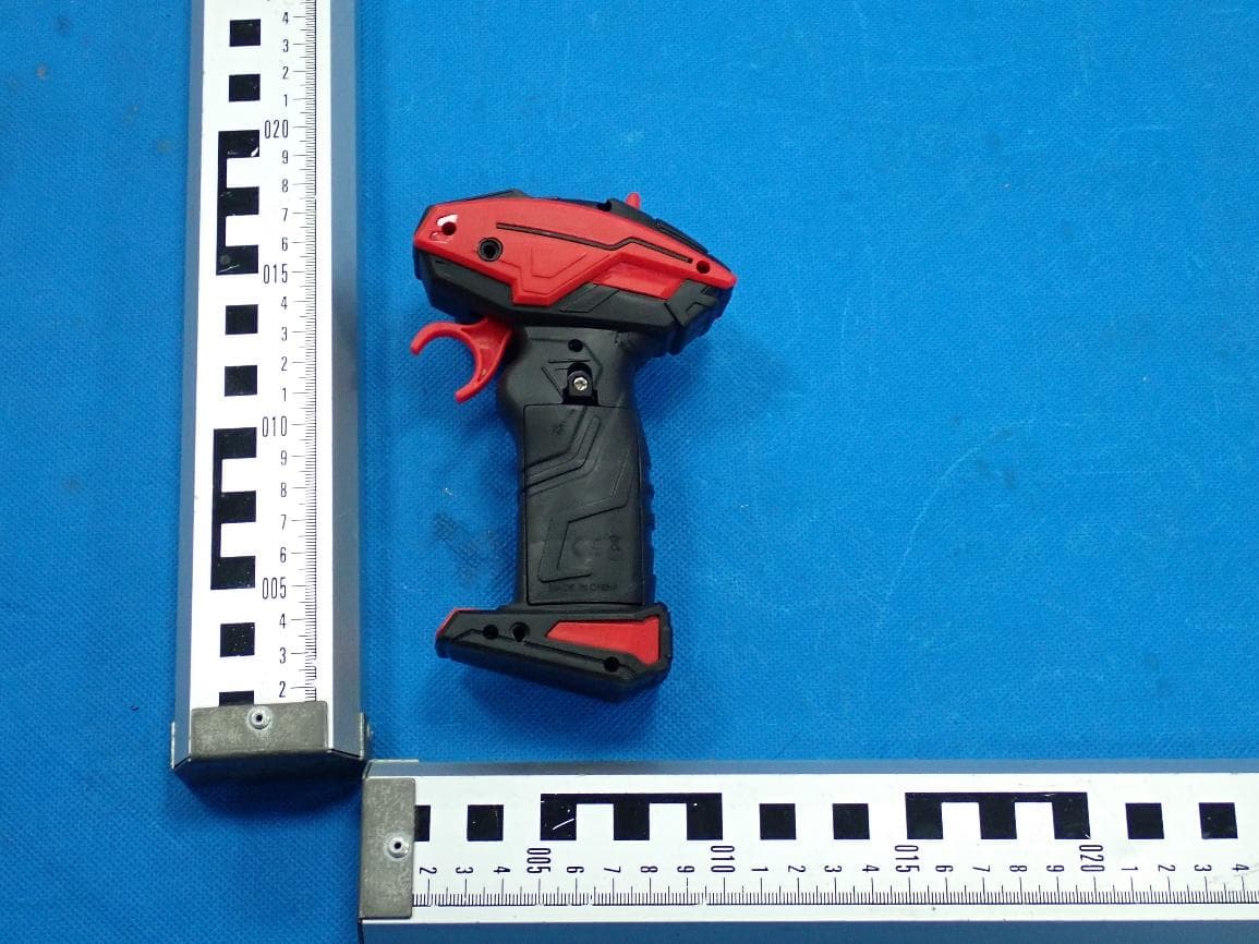 R/C CAR - FCC ID 2BQGH-BRC1611 - Skyking Innovations Co.,Ltd (3)