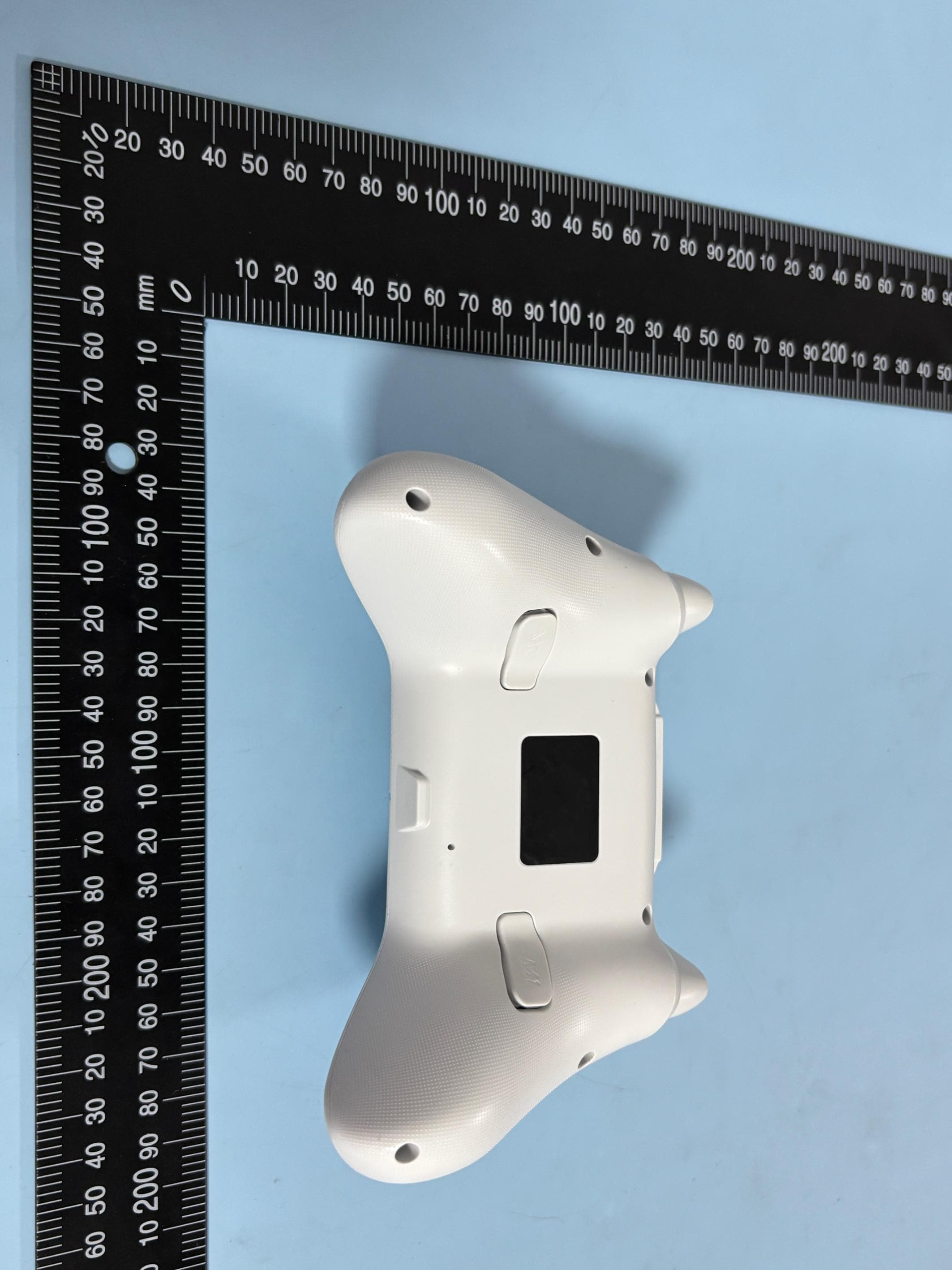 Wireless Game Controller - FCC ID 2BQHB-CM-617 - Dongguan Bolaiyuan Electronic Technology Co., LTD (4)