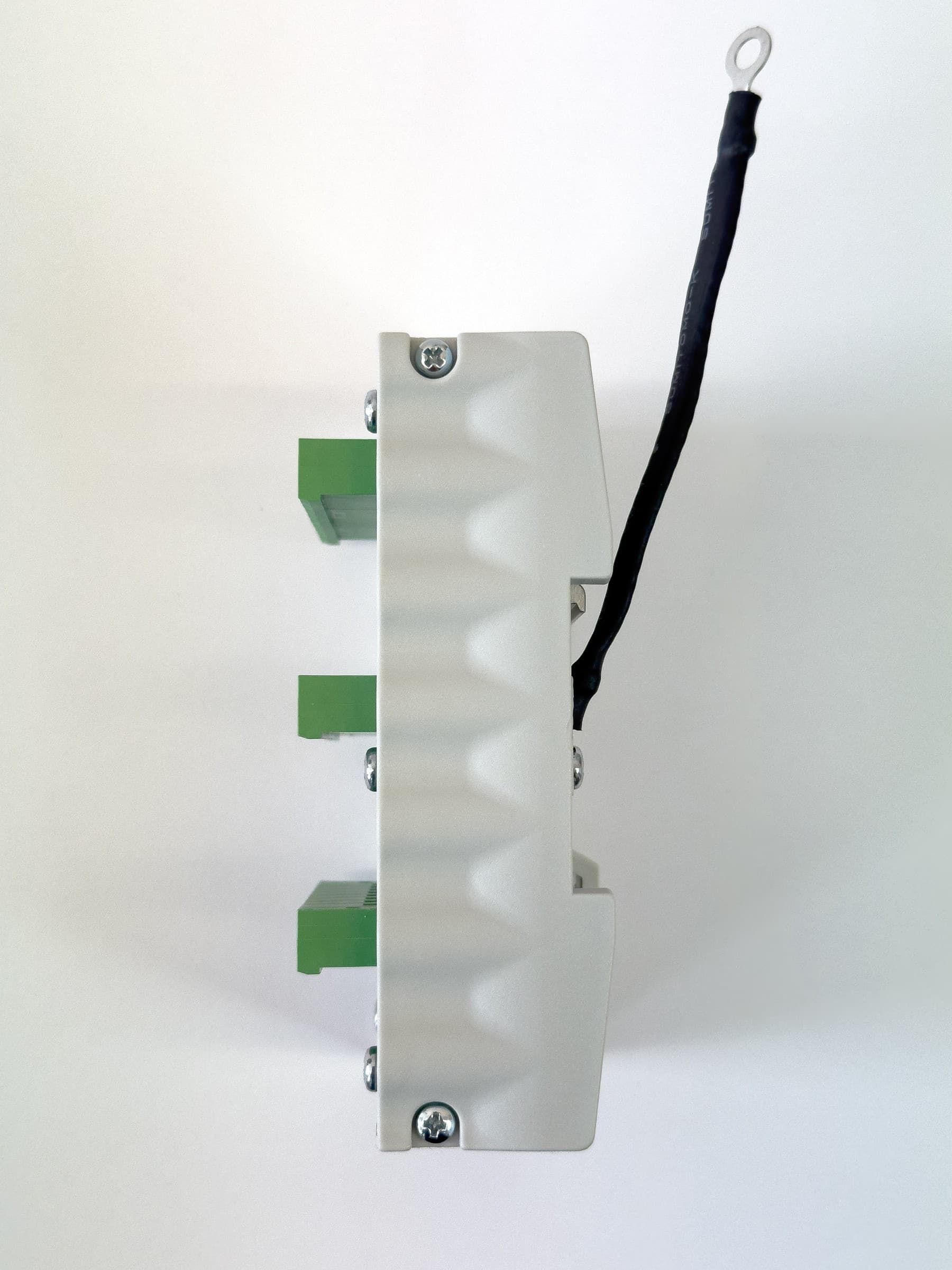 CAN Switch - FCC ID 2BQHKTCS-10 - TK Engineering Oy (3)