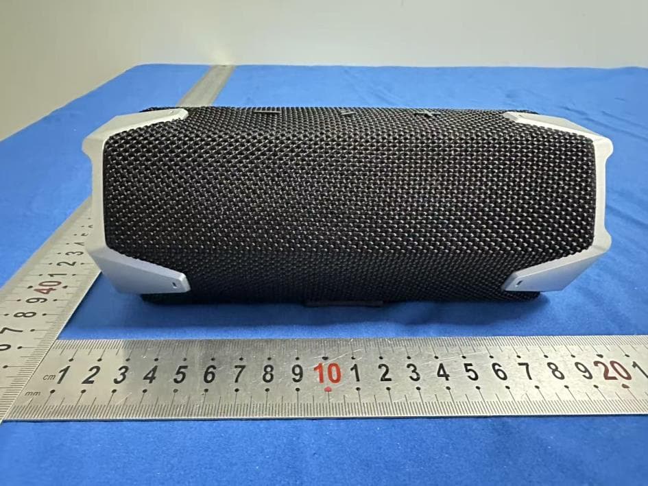 PORTABLE SPEAKER - FCC ID 2BQJW-BP202B - Shenzhen Jiadewei Technology Co., Ltd. (4)