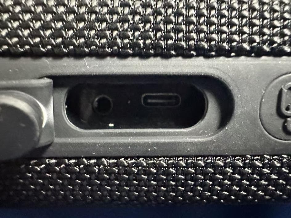 PORTABLE SPEAKER - FCC ID 2BQJW-BP202B - Shenzhen Jiadewei Technology Co., Ltd. (5)