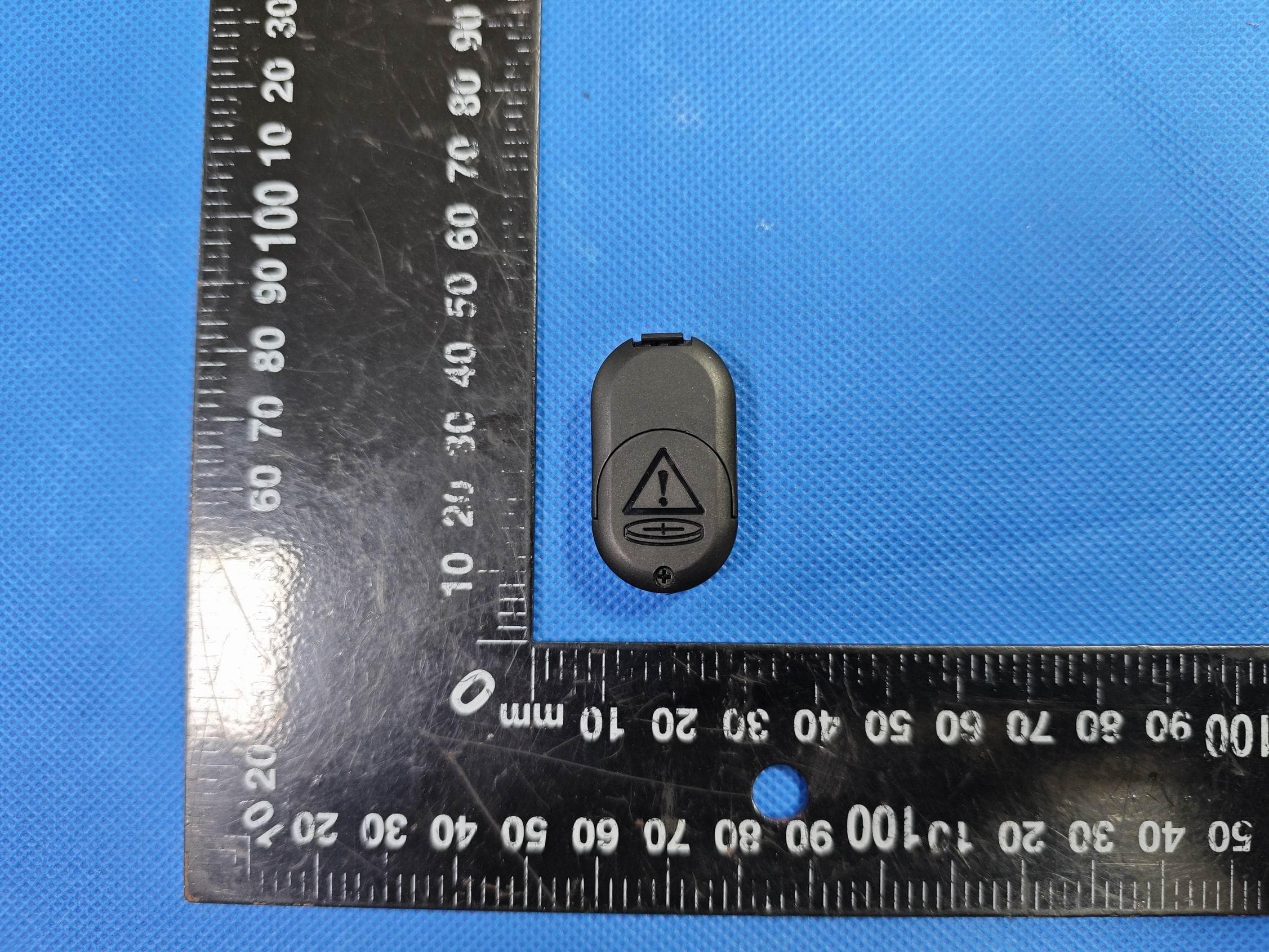 Phone Tripod - FCC ID 2BQNF-NT79 - Shenzhen Yinghan Technology Co., LTD (3)