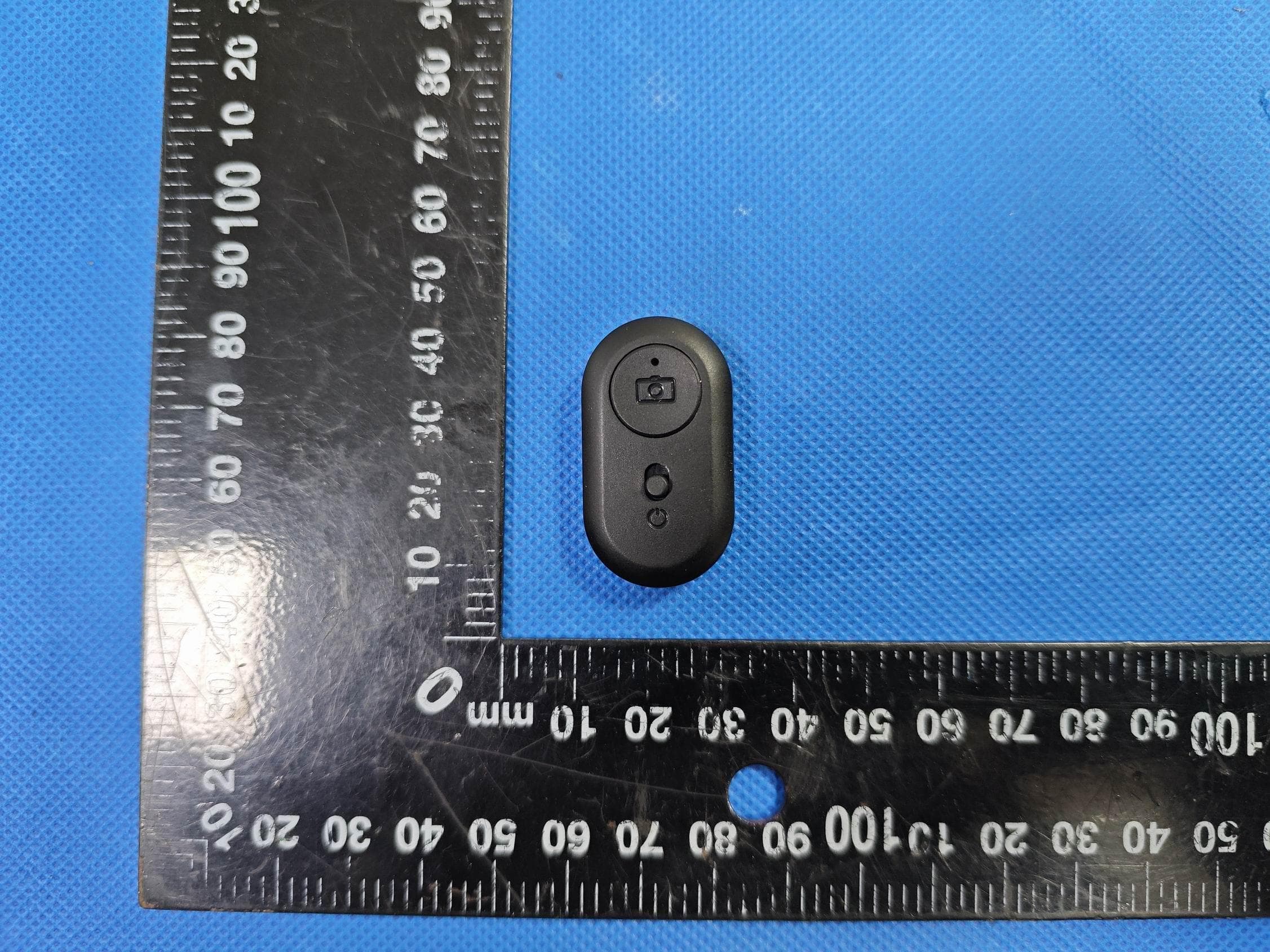 Phone Tripod - FCC ID 2BQNF-NT79 - Shenzhen Yinghan Technology Co., LTD (2)