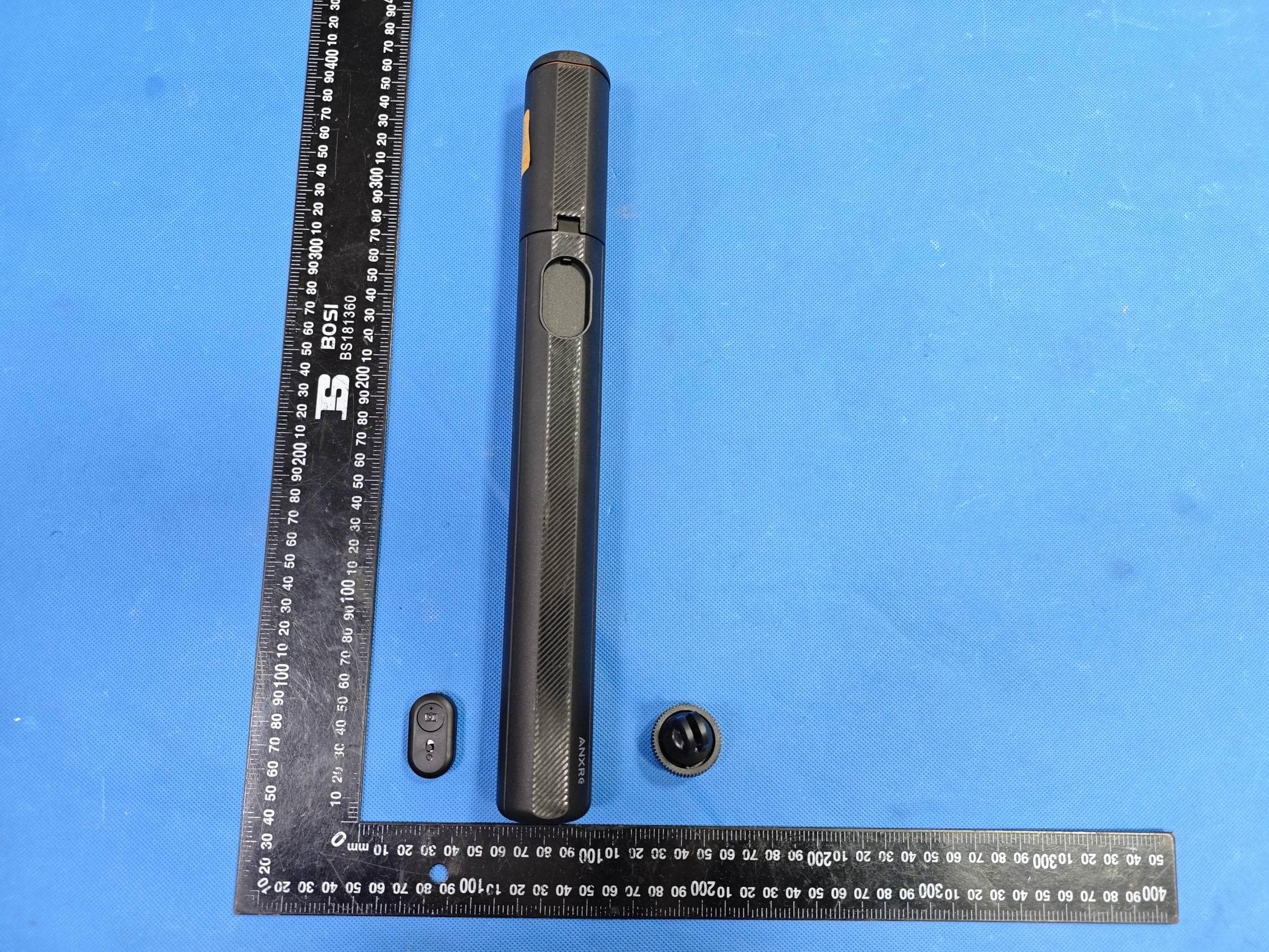 Phone Tripod - FCC ID 2BQNF-NT79 - Shenzhen Yinghan Technology Co., LTD