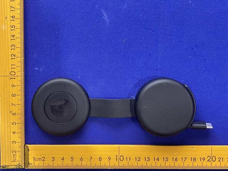 LOOP 2IN1 RETRACEABLE CHARGER YOYO FOLDABLE - FCC ID 2BQNL-T146 - DONGGUAN COHESION LEATHER GOODS CO.LTD (2)