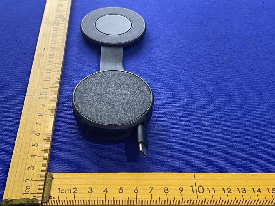 LOOP 2IN1 RETRACEABLE CHARGER YOYO FOLDABLE - FCC ID 2BQNL-T146 - DONGGUAN COHESION LEATHER GOODS CO.LTD (3)
