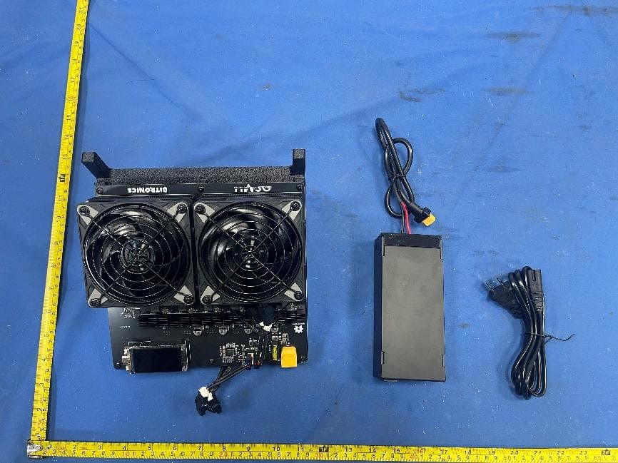 Lottery machine - FCC ID 2BQU2-NERDOCTAXE - Shenzhen Qunlian Intelligent Manufacturing Technology Co., Ltd (4)