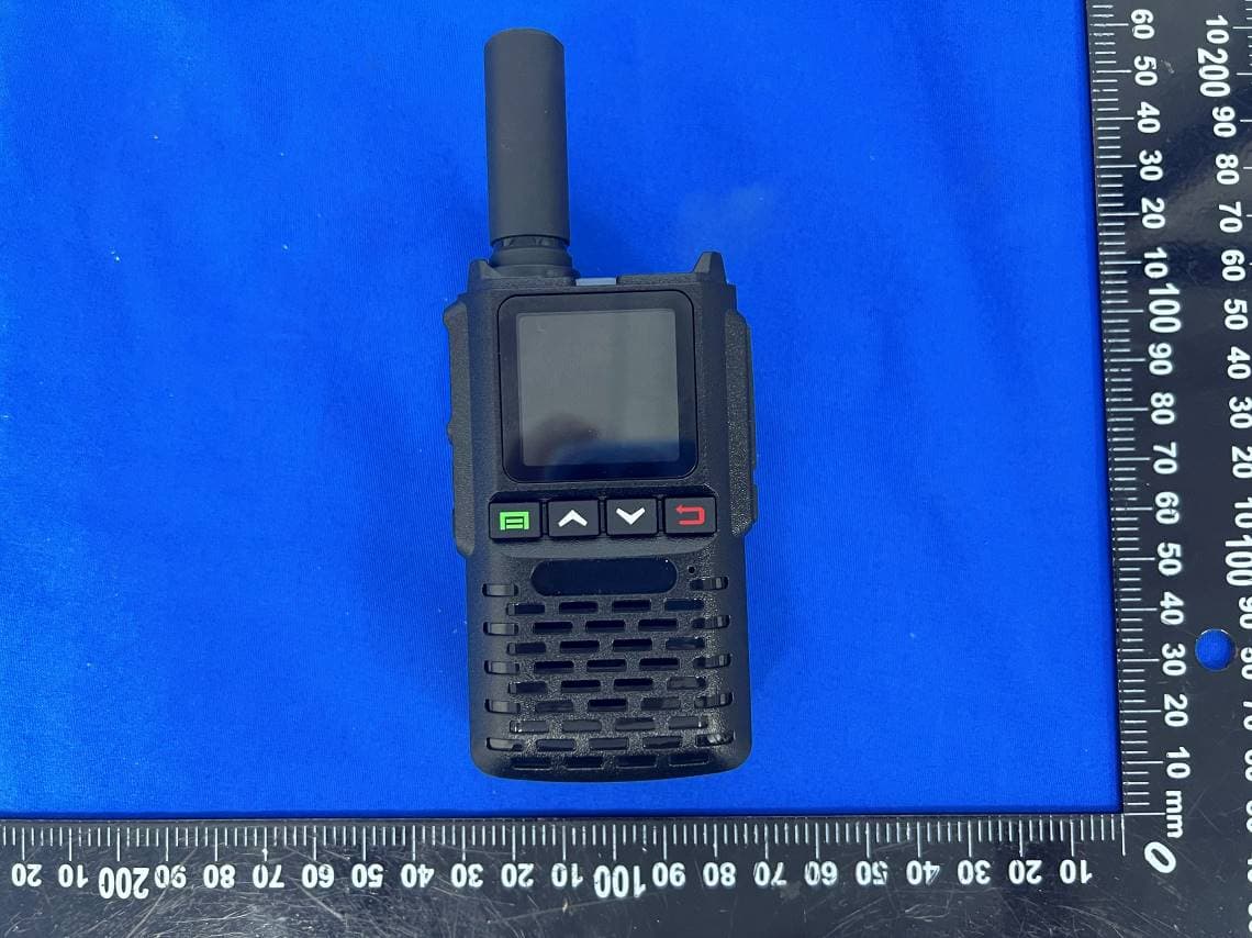 4G LTE POC RADIO - FCC ID 2BQVD-TK-158 - Quanzhou Rongyaokesi Electronic Technology Co., LTD (4)