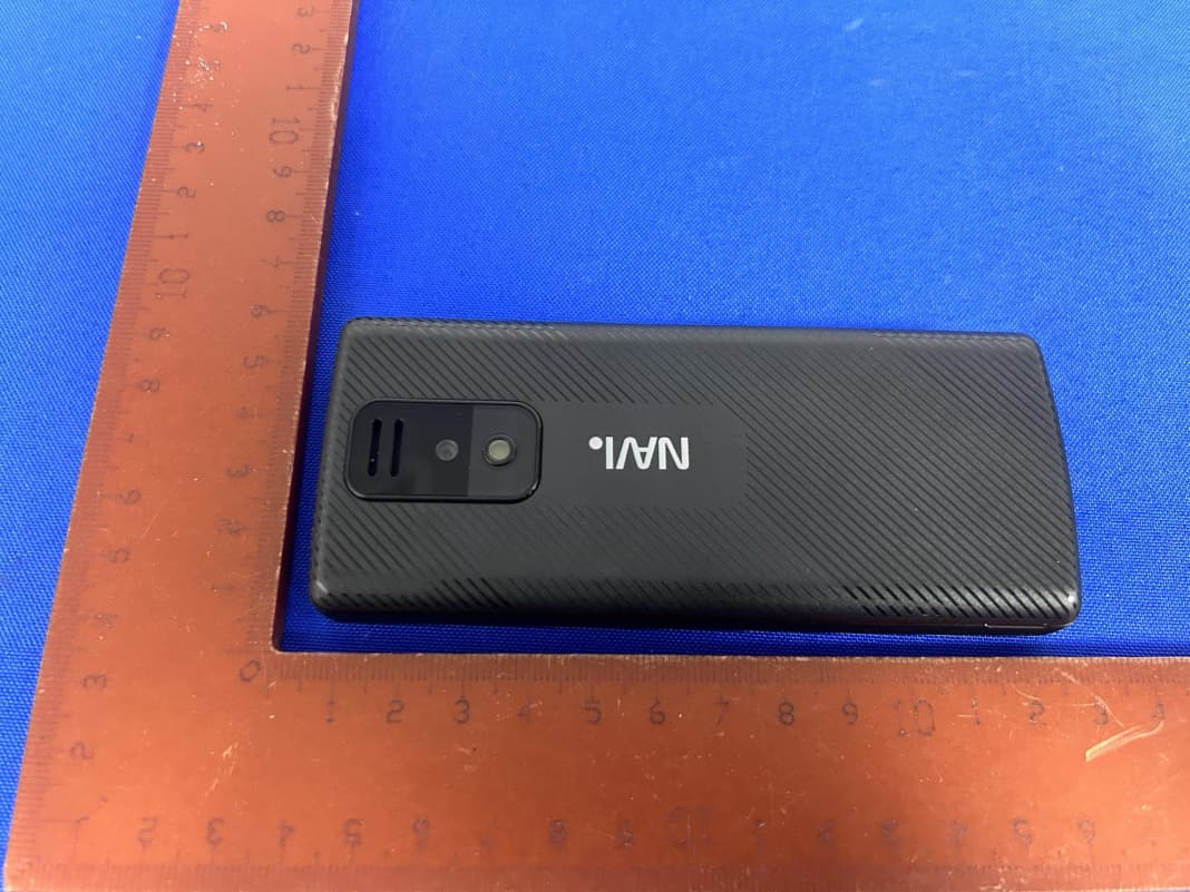 4G Feature Phone - FCC ID 2BQW6-C1 - Navi Mobile LTD (3)