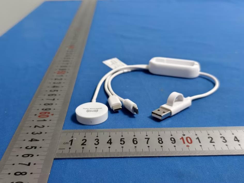 5-in-1 Charging Cable with Apple Watch Charger - FCC ID 2BQZN-AG0616-B - E-power limited (3)