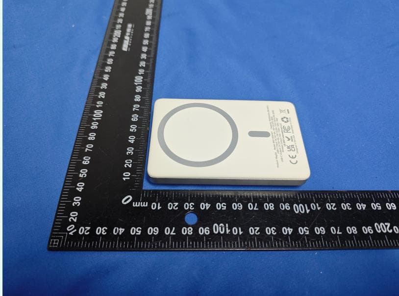 Magnetic Power Bank - FCC ID 2BR4Z-100HWT - US BNY International LLC (3)
