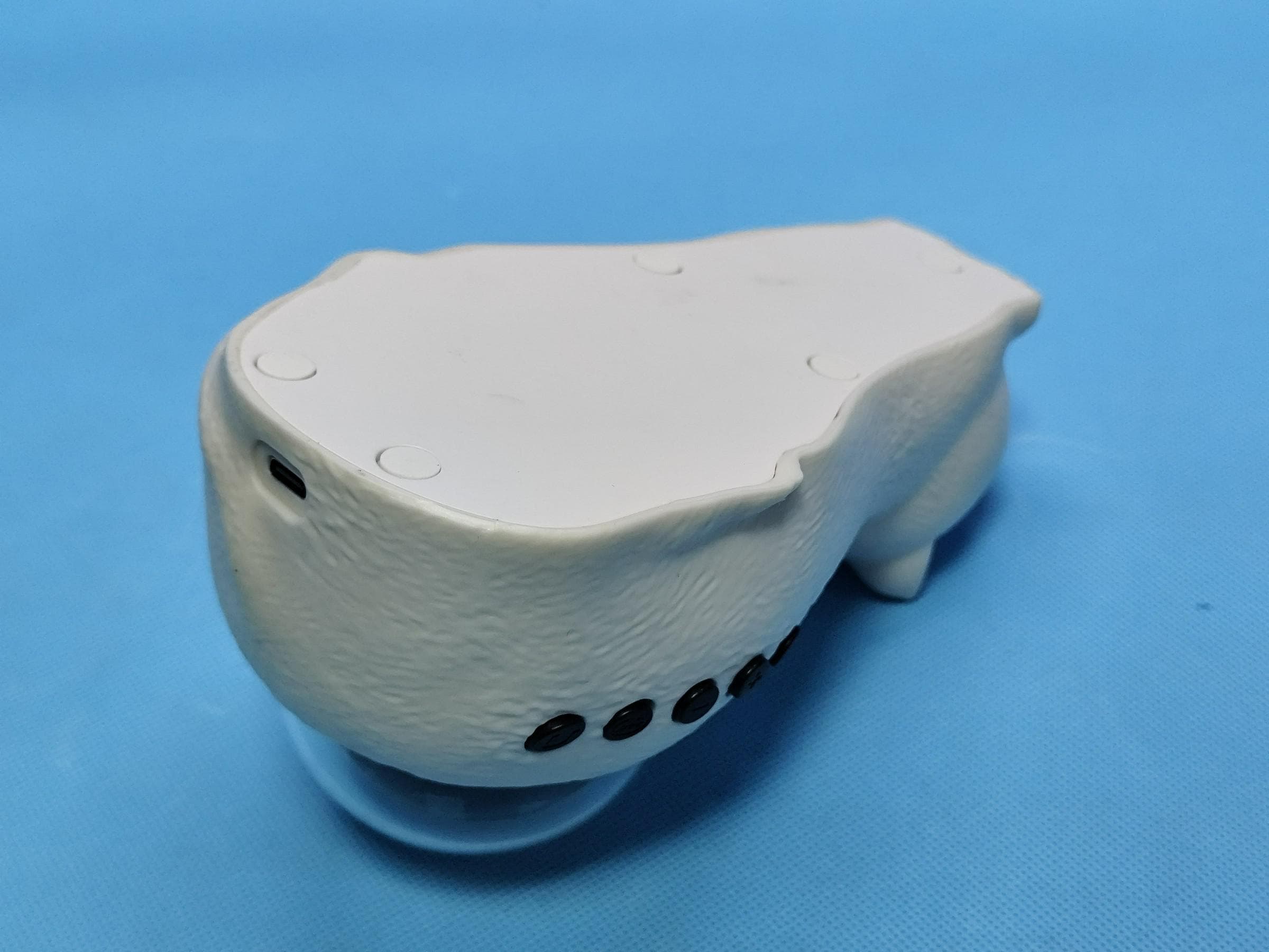 wireless speaker - FCC ID 2BR69-ES2406 - SHENZHEN YIXIN ELECTRONICS CO., LTD