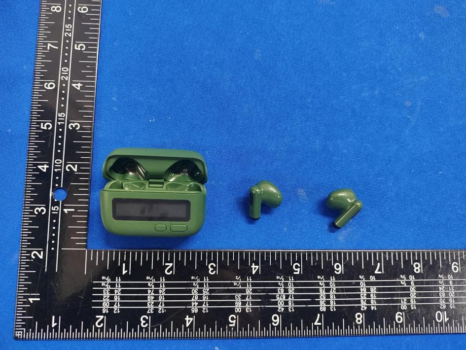 Wireless headphones - FCC ID 2BR7K-BPG - Dongguan Kuyi Technology Co., Ltd. (4)