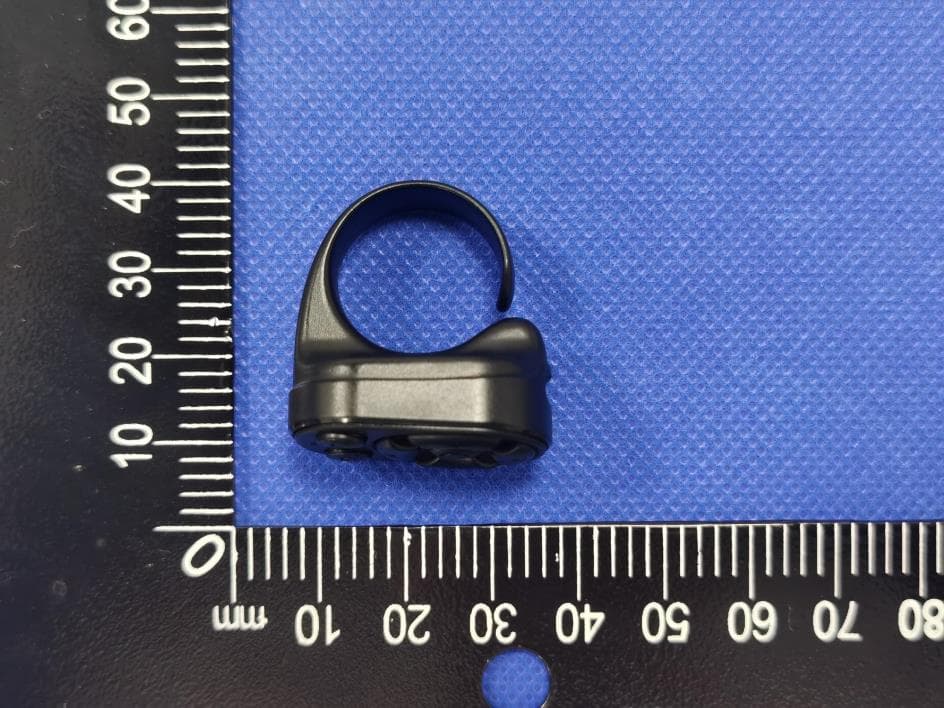 Multifunctional ring remote control - FCC ID 2BR8L-K02 - Shenzhen Qi Yin Technology Co., Ltd.