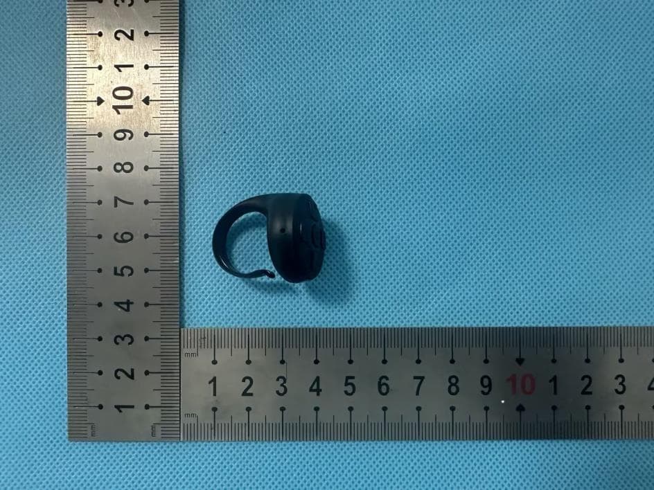 K06 Ring Remote Control - FCC ID 2BR8L-K06 - Shenzhen Qi Yin Technology Co., Ltd. (2)