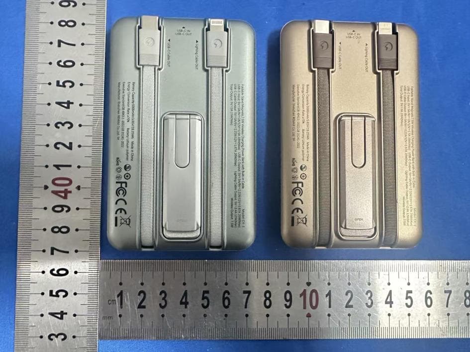 REWONDER Magnetic 7.5W Wireless Power Bank with Built-in Foldable Stand 5000mAh - FCC ID 2BR9D-CX1 - Shenzhen REMAX Tech. Co., L.T.D