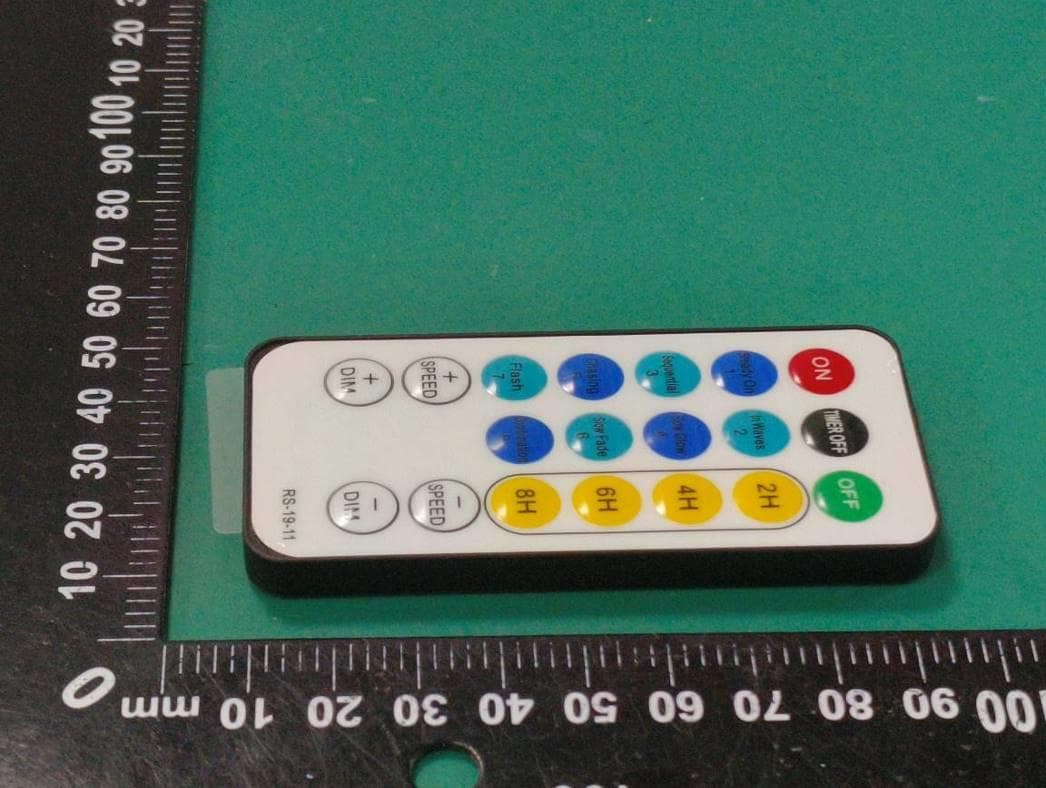 RF Remote control - FCC ID 2BRB7-RF-17KEY - Shenzhen zhengxin Optoelectronics Technology Co., Ltd (2)