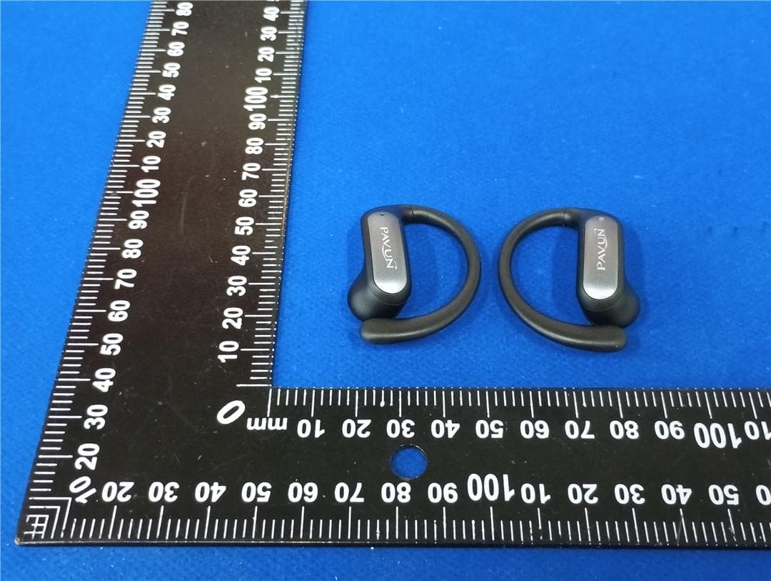 TWS Wireless earphone - FCC ID 2BRD9-M142 - YUEHANG INDUSTRIAL LIMITED (5)